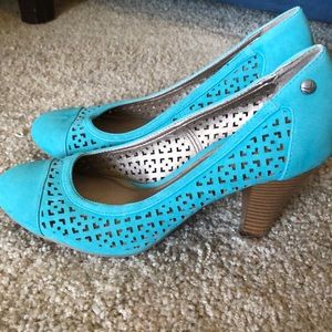 Blue lifestride heels